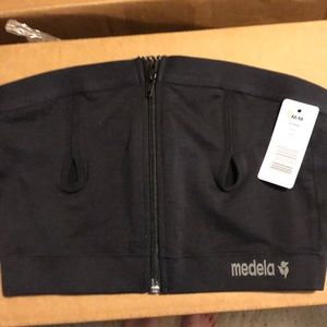Medela hands-free pumping bra